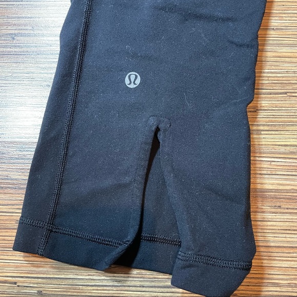 Lululemon- Gather & Crow Leggings - Picture 3 of 4